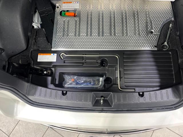 インプレッサスポーツハイブリッド ハイブリッド２．０ｉ－Ｓアイサイト　４ＷＤ　純正ナビ　バックカメラ　衝突軽減　レーダークルーズ　ドラレコ　寒冷地仕様　ＨＩＤヘッド　禁煙車　Ｂｌｕｅｔｏｏｔｈ　ＣＤ　ＤＶＤ　合皮シート　パドルシフト　ＥＴＣ　純正１７インチＡＷ（64枚目）