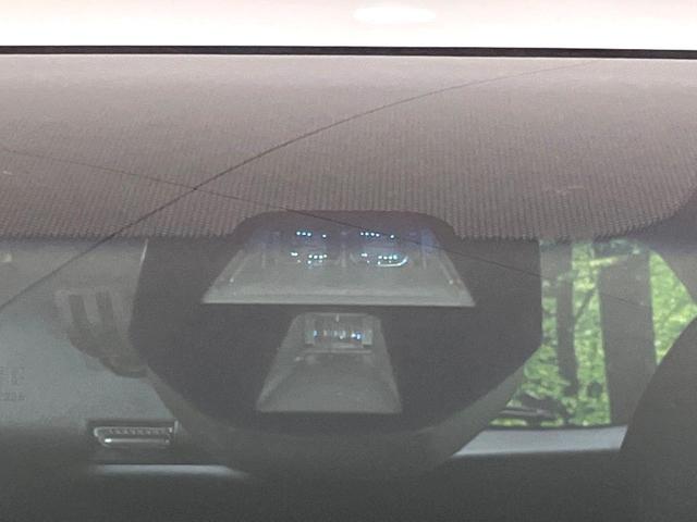 フィット 13G・Sパッケージ 4WD 純正ナビ バックカメラ 寒冷地仕様 衝突軽減 禁煙車 ドラレコ LEDヘッド ETC クルコン 純正15インチAW オートライト オートエアコン アイドリングストップ ステアリングスイッチ(7枚目)