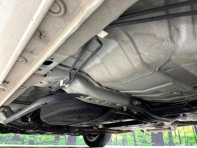 フィット 13G・Sパッケージ 4WD 純正ナビ バックカメラ 寒冷地仕様 衝突軽減 禁煙車 ドラレコ LEDヘッド ETC クルコン 純正15インチAW オートライト オートエアコン アイドリングストップ ステアリングスイッチ(24枚目)