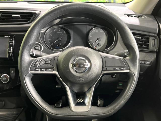 エクストレイル ２０Ｓ　ハイブリッド　４ＷＤ　純正ナビ　衝突軽減　コーナーセンサー　デュアルオートエアコン　バックカメラ　ＥＴＣ　ＬＥＤフォグライト　オートライト　ステアリングスイッチ　純正１７インチＡＷ　横滑り防止装置（11枚目）