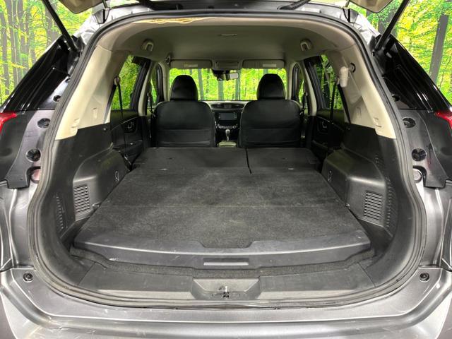 エクストレイル ２０Ｓ　ハイブリッド　４ＷＤ　純正ナビ　衝突軽減　コーナーセンサー　デュアルオートエアコン　バックカメラ　ＥＴＣ　ＬＥＤフォグライト　オートライト　ステアリングスイッチ　純正１７インチＡＷ　横滑り防止装置（12枚目）