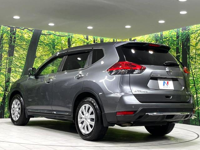 エクストレイル ２０Ｓ　ハイブリッド　４ＷＤ　純正ナビ　衝突軽減　コーナーセンサー　デュアルオートエアコン　バックカメラ　ＥＴＣ　ＬＥＤフォグライト　オートライト　ステアリングスイッチ　純正１７インチＡＷ　横滑り防止装置（18枚目）