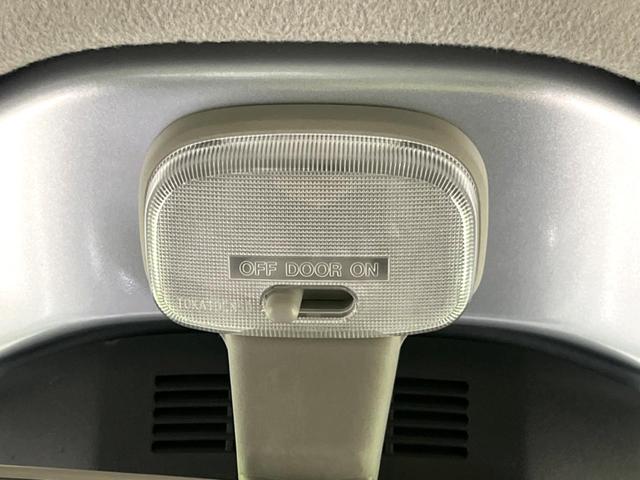 ハイゼットトラック ジャンボSAIIIt 4WD ハイルーフ 4AT 衝突軽減 3方開荷台 寒冷地仕様 禁煙車 LEDヘッド LEDフォグ 車線逸脱 先行車発進お知らせ 横滑り防止 エアコン CD プライバシーガラス(45枚目)