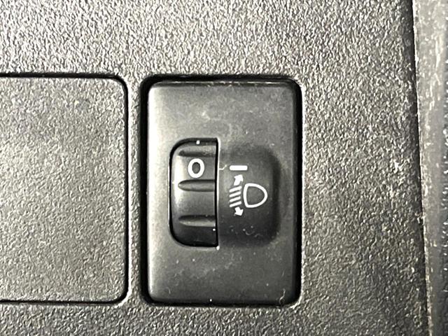 ハイゼットトラック ジャンボSAIIIt 4WD ハイルーフ 4AT 衝突軽減 3方開荷台 寒冷地仕様 禁煙車 LEDヘッド LEDフォグ 車線逸脱 先行車発進お知らせ 横滑り防止 エアコン CD プライバシーガラス(46枚目)