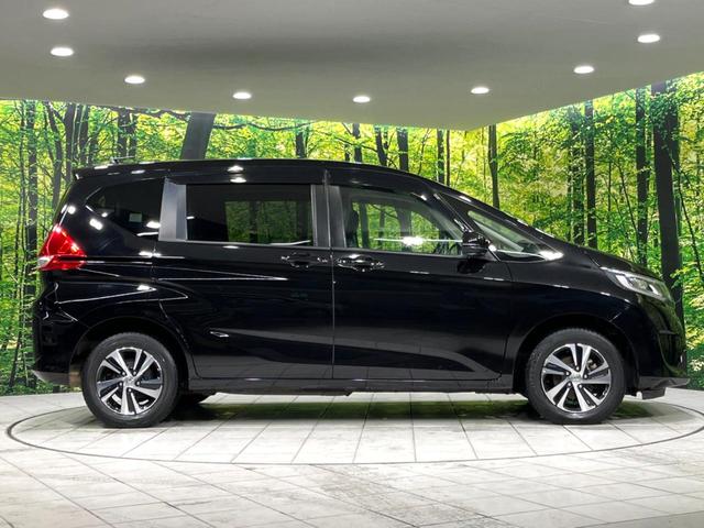 フリード＋ Ｇ・ホンダセンシング　４ＷＤ　ＳＤナビ　バックカメラ　両側電動ドア　寒冷地仕様　衝突軽減　シートヒーター　ＬＥＤヘッド　ＥＴＣ　純正１５インチＡＷ　オートハイビーム　車線逸脱警報　オートライト　ステアリングスイッチ（60枚目）