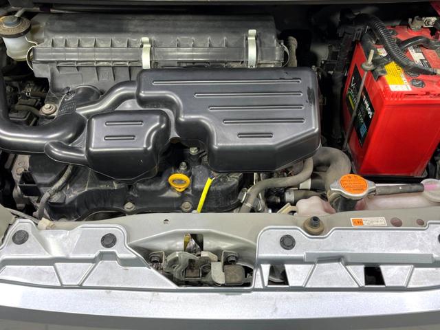 ムーヴ L SAII 4WD SDナビ 寒冷地仕様 衝突軽減 禁煙車 革巻きステアリング CD再生 地デジTV アイドリングストップ 横滑り防止装置 シートアンダーボックス 電動格納ドアミラー トラクションコントロール(19枚目)