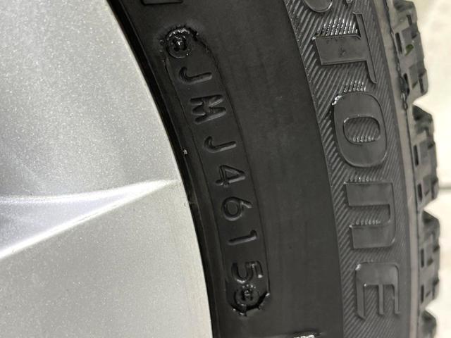 ムーヴ L SAII 4WD SDナビ 寒冷地仕様 衝突軽減 禁煙車 革巻きステアリング CD再生 地デジTV アイドリングストップ 横滑り防止装置 シートアンダーボックス 電動格納ドアミラー トラクションコントロール(53枚目)