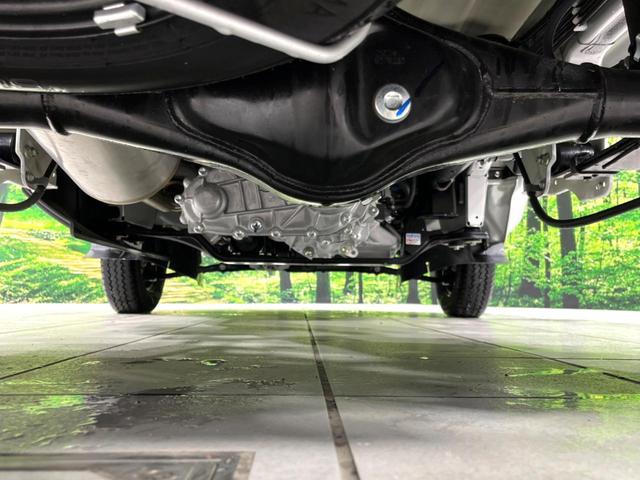 クリッパートラック ＤＸ　４ＷＤ　ＭＴ車　登録済未使用車　寒冷地仕様　禁煙車　コーナーセンサー　オートライト　アイドリングストップ　横滑り防止装置　トラクションコントロール　衝突安全ボディ　盗難防止装置（19枚目）