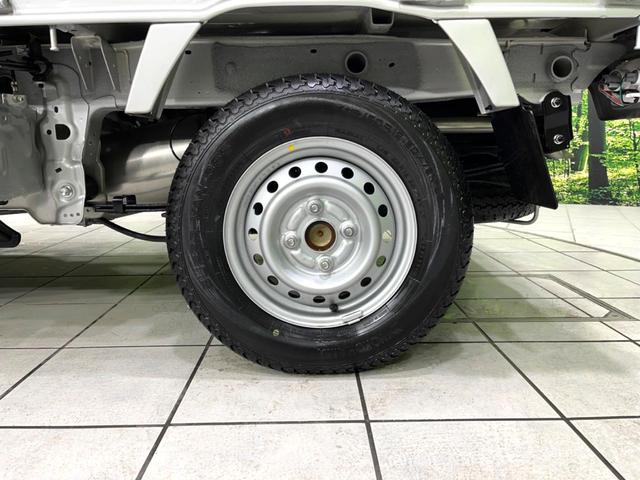 クリッパートラック ＤＸ　４ＷＤ　ＭＴ車　登録済未使用車　寒冷地仕様　禁煙車　コーナーセンサー　オートライト　アイドリングストップ　横滑り防止装置　トラクションコントロール　衝突安全ボディ　盗難防止装置（24枚目）