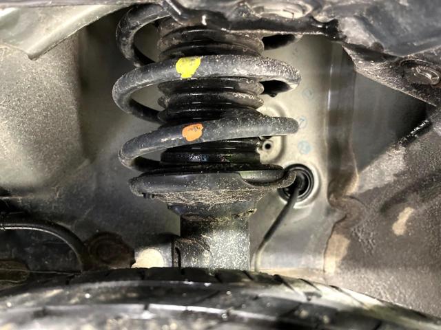 ハスラー ＪスタイルＩＩターボ　４ＷＤ　純正ナビ　全周囲カメラ　寒冷地仕様　衝突軽減　レーダークルーズ　禁煙車　シートヒーター　ドラレコ　ＥＴＣ　コーナーセンサー　ＬＥＤヘッド　ルーフレール　パドルシフト　ステアリングスイッチ（21枚目）