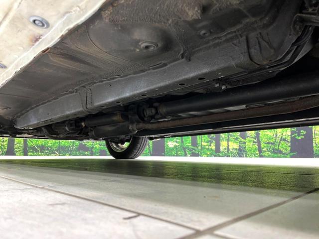 ステラ カスタムＲ　４ＷＤ　ＳＤナビ　寒冷地仕様　禁煙車　スマートキー　オートエアコン　ＨＩＤヘッド　純正１４インチＡＷ　スマートキー　フロントフォグランプ　ＣＤ／ＤＶＤ再生　地デジＴＶ　盗難防止システム　衝突安全ボディ（22枚目）