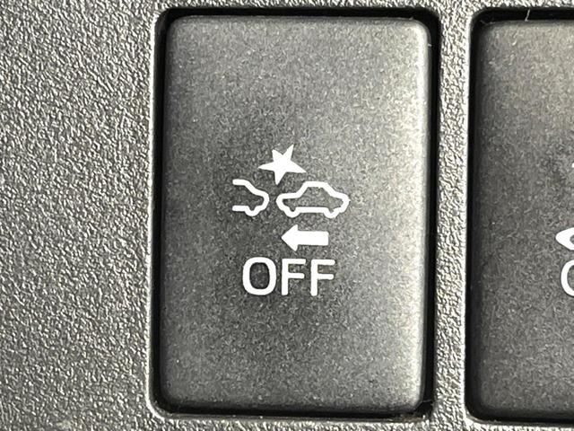 �y�X�}�[�g�A�V�X�g�z���s���ɑO���̎ԗ�����F�����A�Փ˂������Ȏ��͌x��ƃu���[�L�ŏՓˉ���Ɣ�Q�y�����A�V�X�g�B�����S�Ƀh���C�u�����y���݂��������܂��B