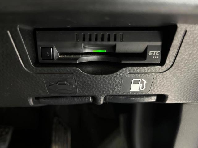 タンク カスタムＧ　４ＷＤ　純正９型ナビ　両側電動ドア　バックカメラ　寒冷地仕様　衝突軽減　シートヒーター　禁煙車　ドラレコ　コーナーセンサー　ＬＥＤヘッド　ＥＴＣ　クルコン　純正１４インチＡＷ　ステアリングスイッチ（30枚目）