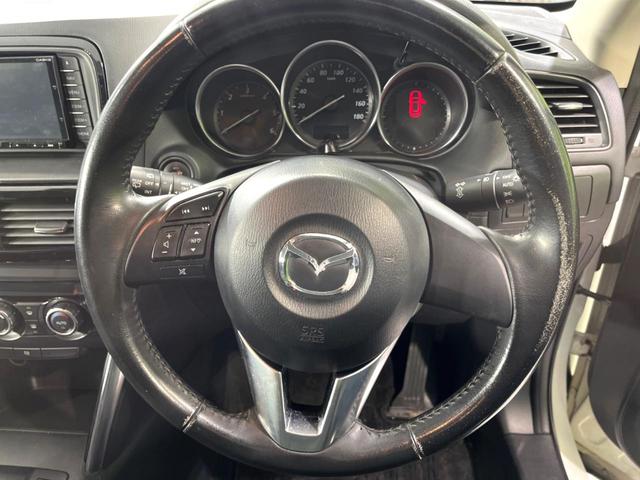 ＣＸ－５ ＸＤ　４ＷＤ　ＢＯＳＥサウンド　純正ナビ　サイドカメラ　バックカメラ　ＨＩＤヘッドランプ　オートライト　ＡＦＳ　フォグ　デュアルエアコン　レインセンサーワイパー　ステアリングスイッチ　スマートキー（12枚目）