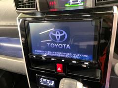【純正ナビ】人気の純正ナビを装備。オーディオ機能も充実しており、Ｂｌｕｅｔｏｏｔｈ接続すればお持ちのスマホやＭＰ３プレイヤーの音楽を再生可能！毎日の運転がさらに楽しくなります！！ 4