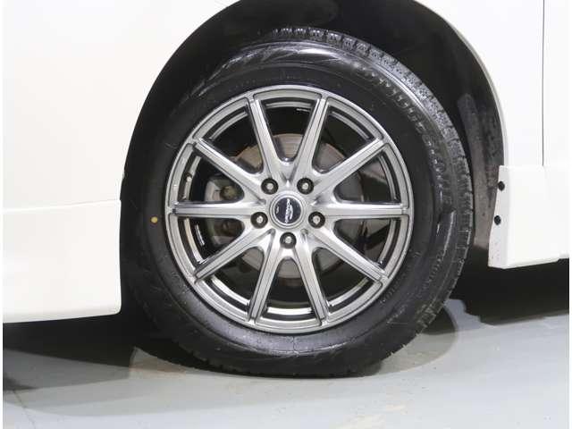 エルグランド ２．５　２５０ハイウェイスター　アーバンクロム　４ＷＤ　後席フリップダウンモニター（17枚目）