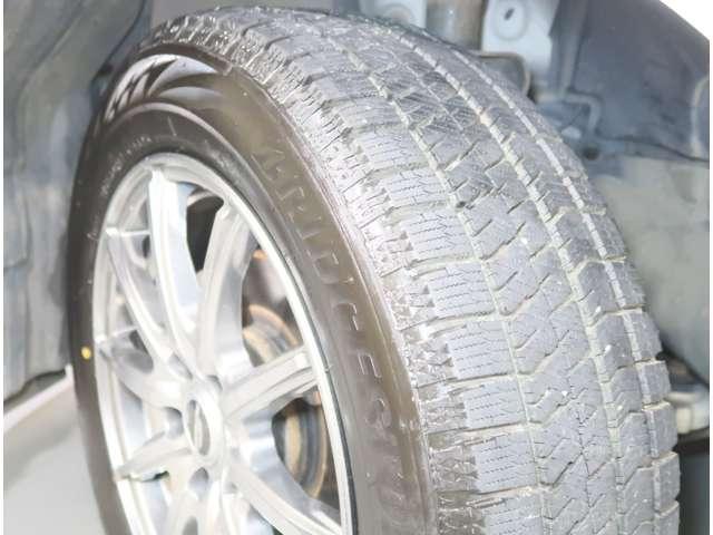 エルグランド ２．５　２５０ハイウェイスター　アーバンクロム　４ＷＤ　後席フリップダウンモニター（18枚目）