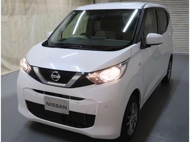 デイズ ６６０　Ｘ　４ＷＤ　社外ナビ　インテリジェントキー（8枚目）