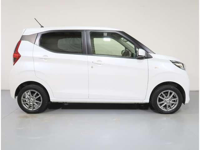 デイズ ６６０　Ｘ　４ＷＤ　社外ナビ　インテリジェントキー（11枚目）