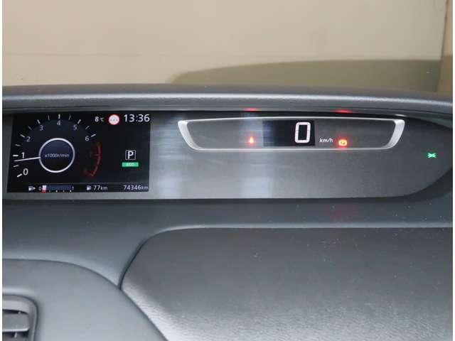 セレナ ２．０　ハイウェイスター　ＶセレクションＩＩ　４ＷＤ　プロパイロット（9枚目）