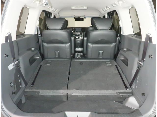 エルグランド ライダー　ブラックライン　２．５　ライダー　ブラックライン　４ＷＤ　後席フリップダウン　リモコンスターター　メモリーナビ　ＥＴＣ　バックカメラ　両側電動スライドドア　革シート　アルミホイール　３列シート　フルセグ　オットマン（76枚目）