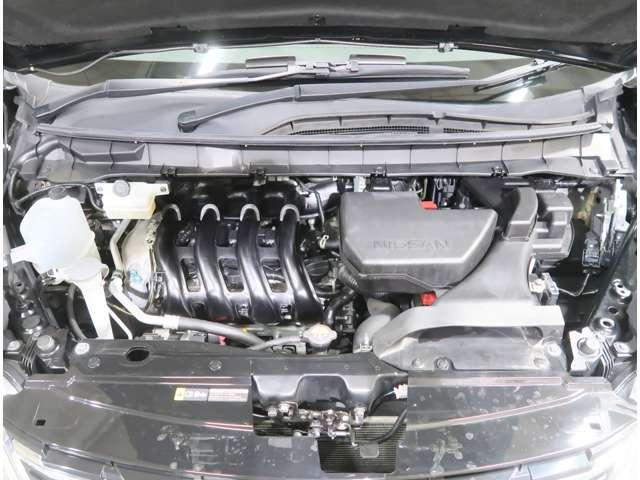 セレナ 2.0 ハイウェイスター V 4WD 防水シート車 後席フリップダウンモニター(13枚目)