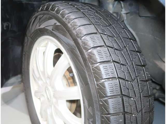 セレナ 2.0 ハイウェイスター V 4WD 防水シート車 後席フリップダウンモニター(18枚目)