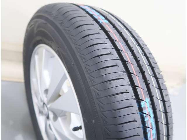 セレナ 2.0 ハイウェイスター V 4WD 防水シート車 後席フリップダウンモニター(20枚目)