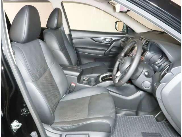 エクストレイル ２０Ｘｉ　２．０　２０Ｘｉ　２列車　４ＷＤ　プロパイロット　全席シートヒーター　ＥＴＣ　バックカメラ　アルミホイール　フルセグ　全周囲カメラ　電動リアゲート　ＤＶＤ再生　アダプティブクルーズコントロール（7枚目）