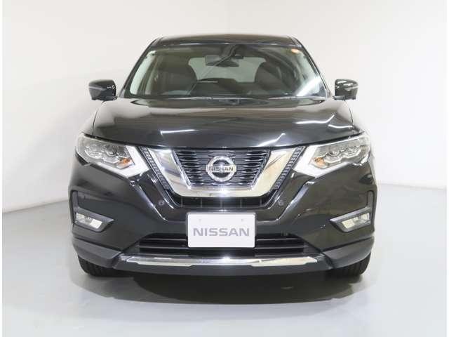 エクストレイル ２０Ｘｉ　２．０　２０Ｘｉ　２列車　４ＷＤ　プロパイロット　全席シートヒーター　ＥＴＣ　バックカメラ　アルミホイール　フルセグ　全周囲カメラ　電動リアゲート　ＤＶＤ再生　アダプティブクルーズコントロール（10枚目）