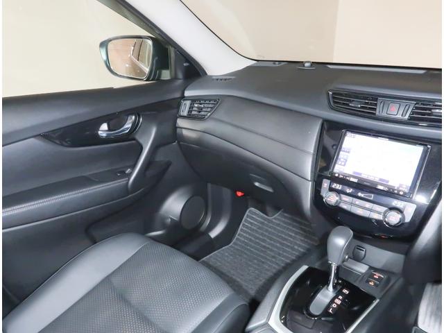 エクストレイル ２０Ｘｉ　２．０　２０Ｘｉ　２列車　４ＷＤ　プロパイロット　全席シートヒーター　ＥＴＣ　バックカメラ　アルミホイール　フルセグ　全周囲カメラ　電動リアゲート　ＤＶＤ再生　アダプティブクルーズコントロール（44枚目）