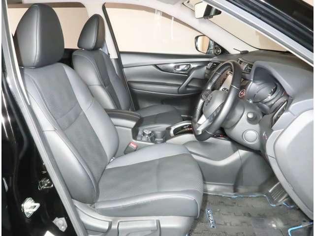 エクストレイル ２．０　２０Ｘｉ　ハイブリッド　４ＷＤ　プロパイロット　全席シートヒーター（7枚目）