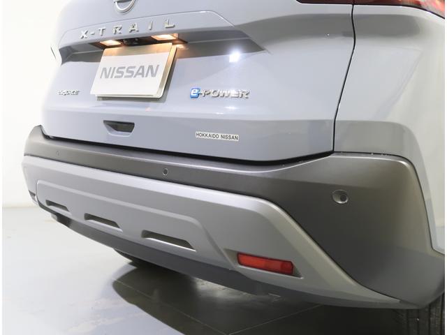 エクストレイル Ｘ　ｅ－４ＯＲＣＥ　１．５　Ｘ　ｅ－４ＯＲＣＥ　４ＷＤ　衝突軽減ブレ－キ　踏み間違い衝突防止アシ　メモリーナビ　ＥＴＣ　バックカメラ　アルミホイール　全周囲カメラ　アダプティブクルーズコントロール　衝突防止システム（32枚目）