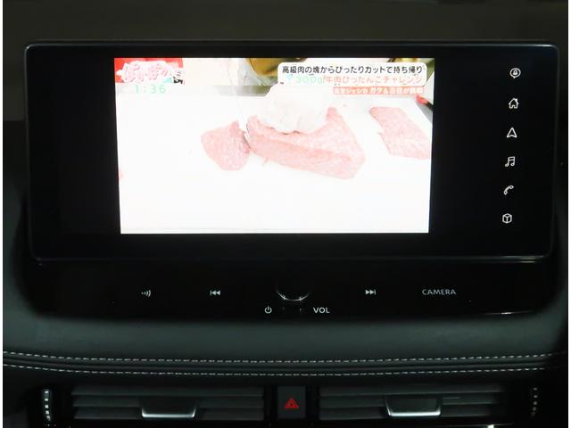 エクストレイル Ｘ　ｅ－４ＯＲＣＥ　１．５　Ｘ　ｅ－４ＯＲＣＥ　４ＷＤ　衝突軽減ブレ－キ　踏み間違い衝突防止アシ　メモリーナビ　ＥＴＣ　バックカメラ　アルミホイール　全周囲カメラ　アダプティブクルーズコントロール　衝突防止システム（52枚目）