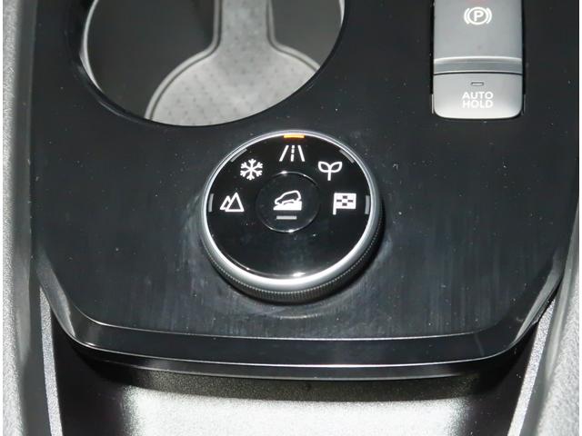 エクストレイル Ｘ　ｅ－４ＯＲＣＥ　１．５　Ｘ　ｅ－４ＯＲＣＥ　４ＷＤ　衝突軽減ブレ－キ　踏み間違い衝突防止アシ　メモリーナビ　ＥＴＣ　バックカメラ　アルミホイール　全周囲カメラ　アダプティブクルーズコントロール　衝突防止システム（58枚目）