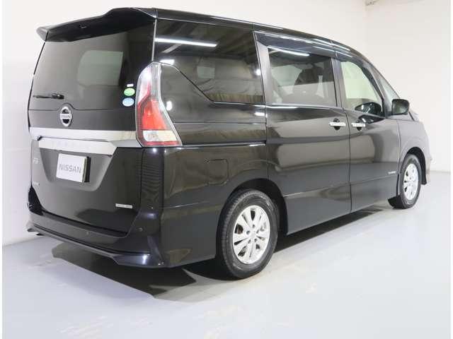 セレナ 2.0 ハイウェイスター VセレクションII 4WD 衝突軽減ブレ-キ(5枚目)