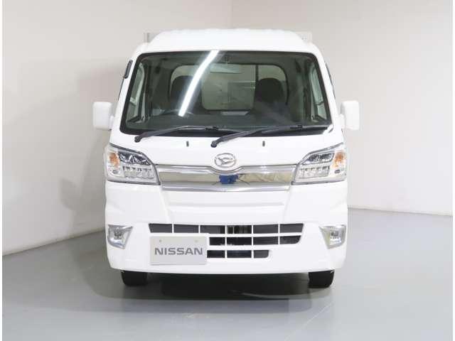 ハイゼットトラック ６６０　ジャンボ　スタンダード　３方開　４ＷＤ　４速オ－トマチック　パワ－ウインド（8枚目）