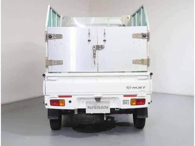 ハイゼットトラック ６６０　ジャンボ　スタンダード　３方開　４ＷＤ　４速オ－トマチック　パワ－ウインド（9枚目）