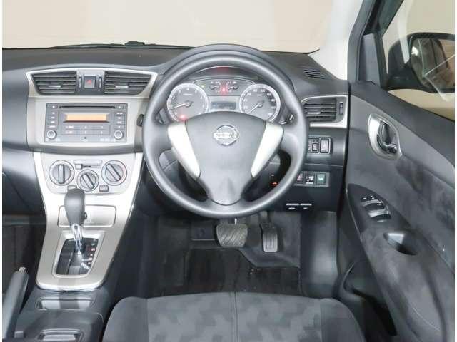 シルフィ １．８　Ｓ　横滑り防止装置　前後ドライブレコーダー（7枚目）