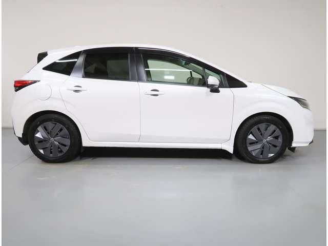 ノート Ｘ　ＦＯＵＲ　１．２　Ｘ　ＦＯＵＲ　４ＷＤ　衝突軽減ブレ－キ　メモリーナビ　ＨＩＤヘッドライト　ＥＴＣ　バックカメラ　アルミホイール　全周囲カメラ　オートクルーズコントロール　寒冷地仕様　衝突防止システム　エアコン（11枚目）