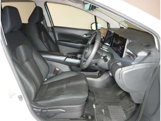 ノート Ｘ　ＦＯＵＲ　１．２　Ｘ　ＦＯＵＲ　４ＷＤ　衝突軽減ブレ－キ　メモリーナビ　ＨＩＤヘッドライト　ＥＴＣ　バックカメラ　アルミホイール　全周囲カメラ　オートクルーズコントロール　寒冷地仕様　衝突防止システム　エアコン（12枚目）