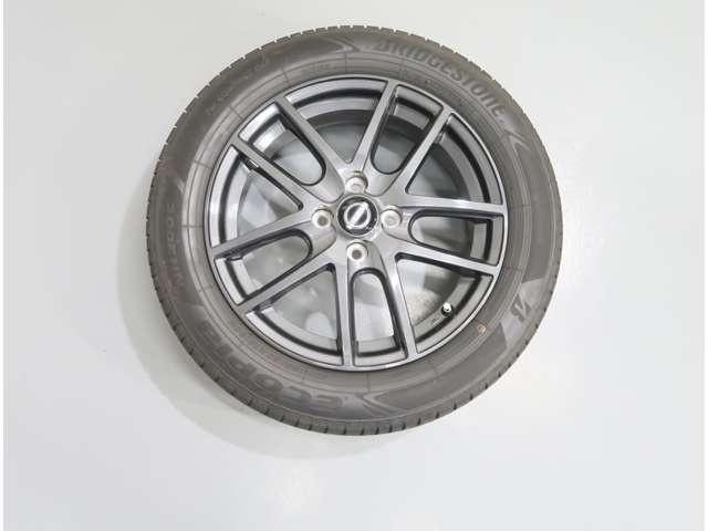 ノート Ｘ　ＦＯＵＲ　１．２　Ｘ　ＦＯＵＲ　４ＷＤ　衝突軽減ブレ－キ　メモリーナビ　ＨＩＤヘッドライト　ＥＴＣ　バックカメラ　アルミホイール　全周囲カメラ　オートクルーズコントロール　寒冷地仕様　衝突防止システム　エアコン（19枚目）