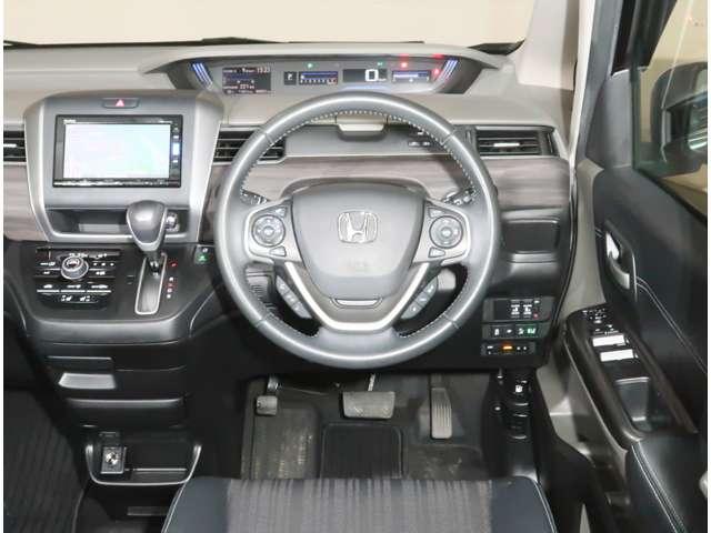 フリード 1.5 G ホンダセンシング 4WD 衝突軽減ブレ-キ(7枚目)