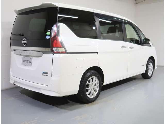 セレナ 2.0 X Vセレクション 4WD 衝突軽減ブレ-キ(5枚目)