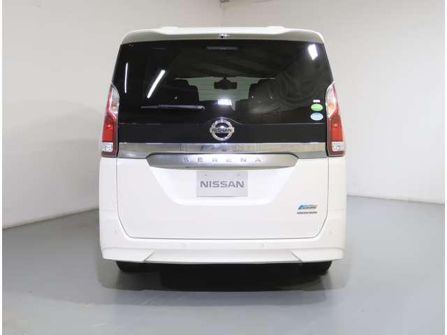 セレナ 2.0 X Vセレクション 4WD 衝突軽減ブレ-キ(9枚目)