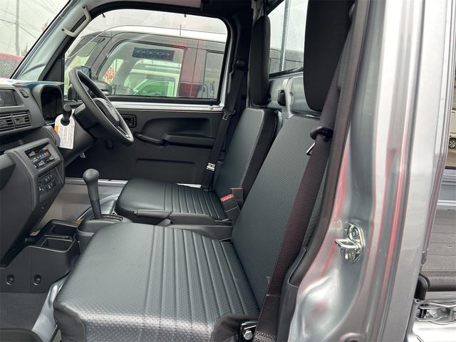 ハイゼットトラック スタンダード 車線逸脱警報 コーナーセンサ 4WD エアコン エアバック 衝突回避支援ブレーキ パワステ クリアランスソナー オートライト(12枚目)