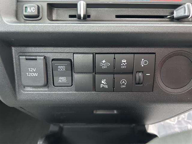 ハイゼットトラック スタンダード　車線逸脱警報　コーナーセンサ　４ＷＤ　エアコン　エアバック　衝突回避支援ブレーキ　パワステ　クリアランスソナー（15枚目）