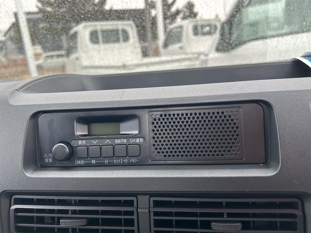 ハイゼットトラック スタンダード　車線逸脱警報　コーナーセンサ　４ＷＤ　エアコン　オートライト　エアバック　衝突回避支援ブレーキ　パワステ　クリアランスソナー（14枚目）