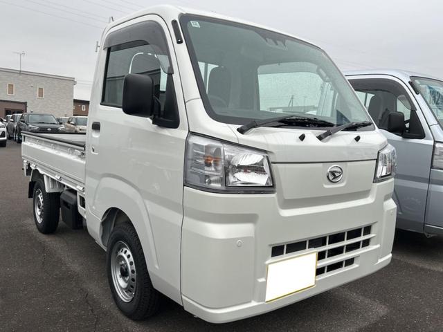 ハイゼットトラック スタンダード　車線逸脱警報　コーナーセンサ　４ＷＤ　エアコン　エアバック　衝突回避支援ブレーキ　パワステ　ＡＢＳ　クリアランスソナー（3枚目）