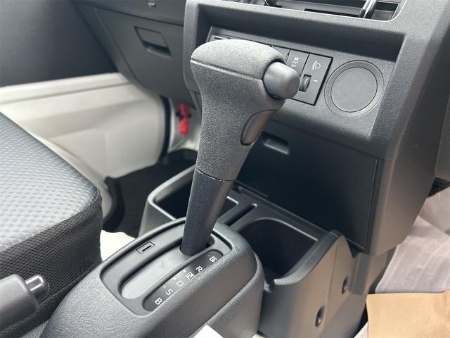 ハイゼットトラック スタンダード　車線逸脱警報　コーナーセンサ　４ＷＤ　エアコン　エアバック　衝突回避支援ブレーキ　パワステ　ＡＢＳ　クリアランスソナー（15枚目）